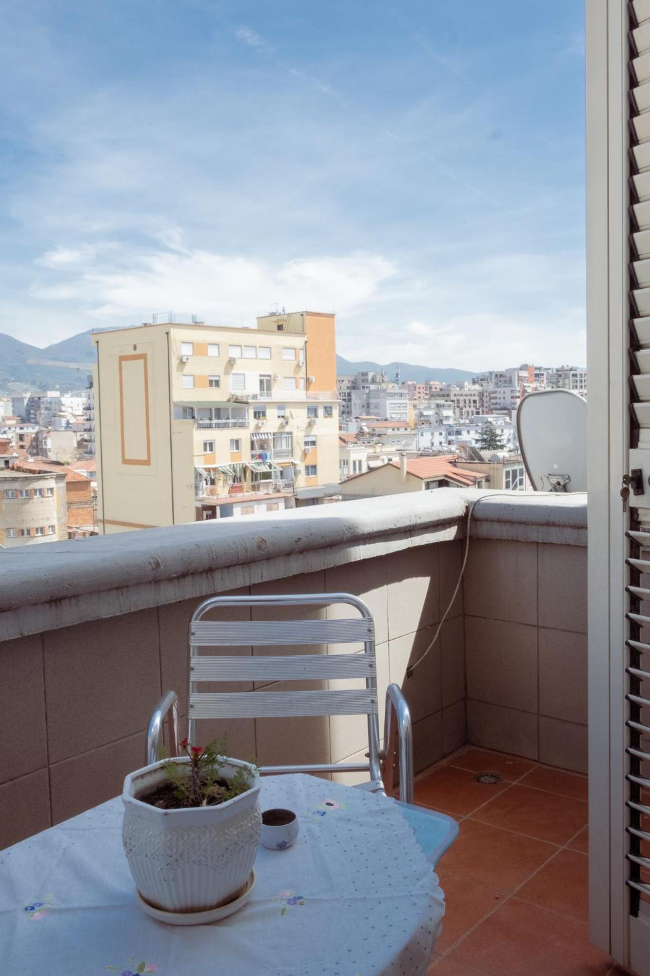 Albjona Guesthouse Tirana Exterior photo